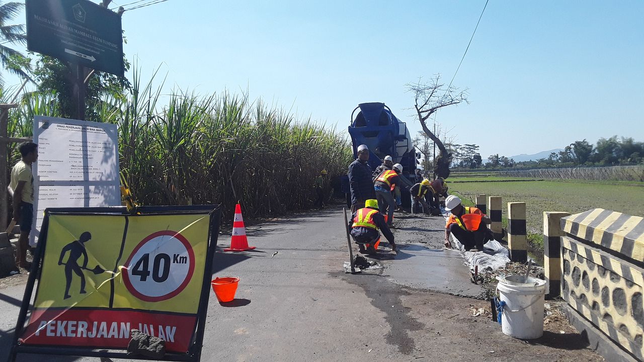 Warga Malang Timur Sambut Positif Pelebaran Jalan Akses Menuju Bromo Tengger Semeru