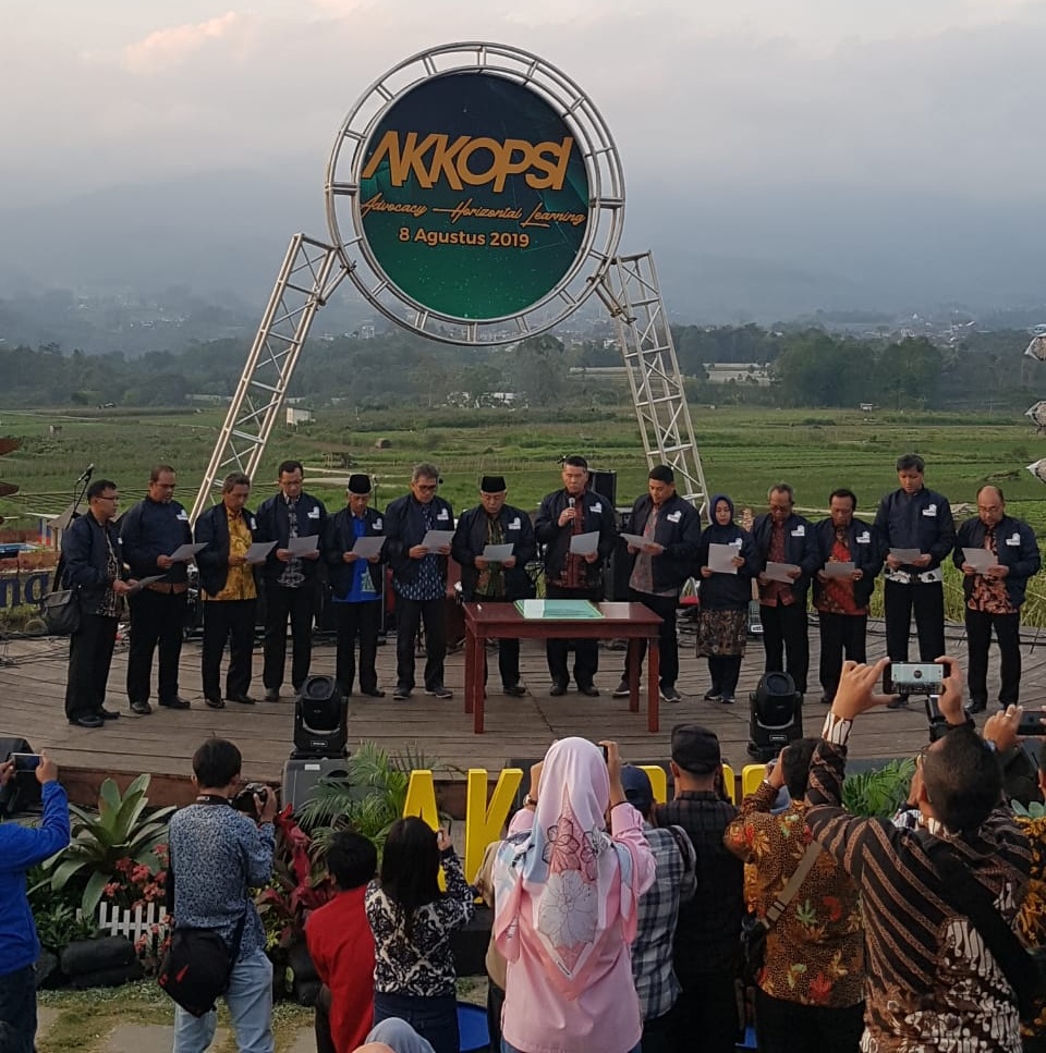 AKKOPSI Deklarasi Komitmen Satu Suara Sinergitas Pariwisata dan Sanitasi