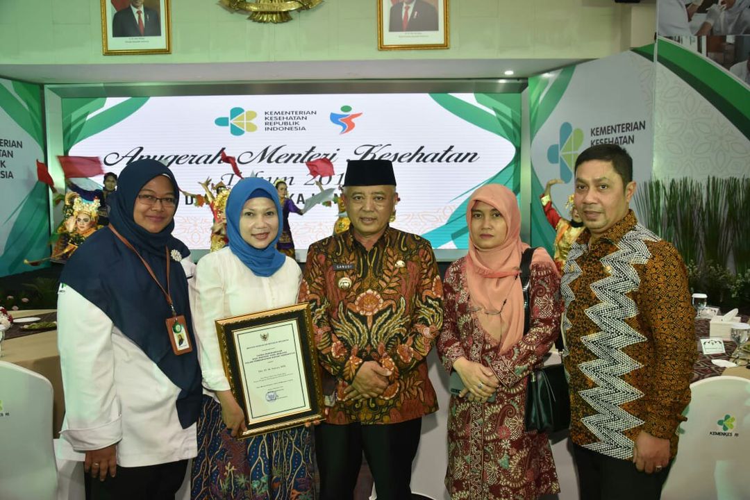 Bupati Malang Mendapat Penghargaan Bidang Kesehatan