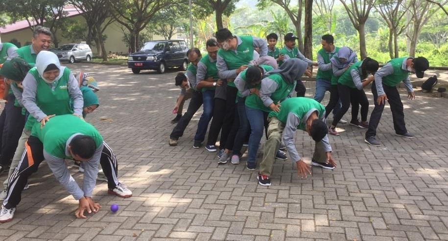 Disparbud Kabupaten Malang Lakukan Outbond untuk Tingkatkan Kinerja