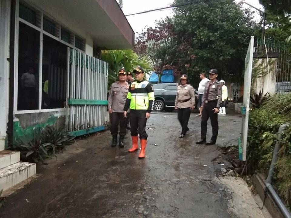 Longsor, Ini Langkah Cepat TNI, Polri, BPBD dan Warga di Batu