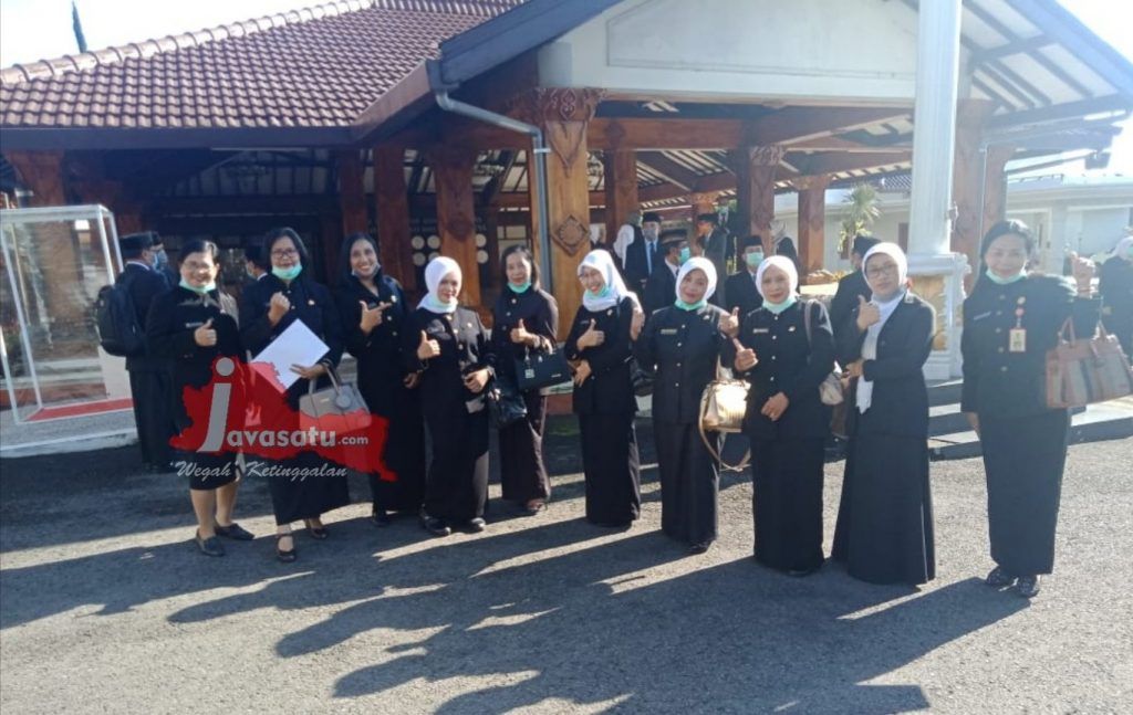 Walikota Batu Nekat Gelar Pelantikan Kepala Sekolah Ditengah Wabah Corona