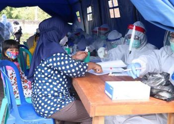 Dinas Kesehatan Kota Batu melakukan Rapid Test ke warga Kecamatan Junrejo