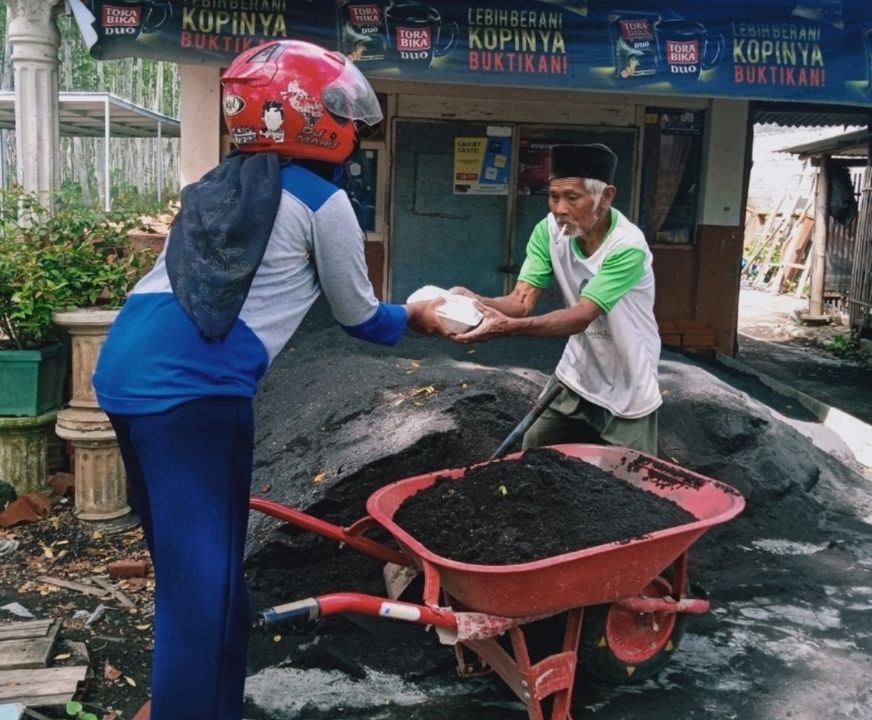Kegiatan Sosial FSI Sampai Malang Selatan, Donatur dari Libya