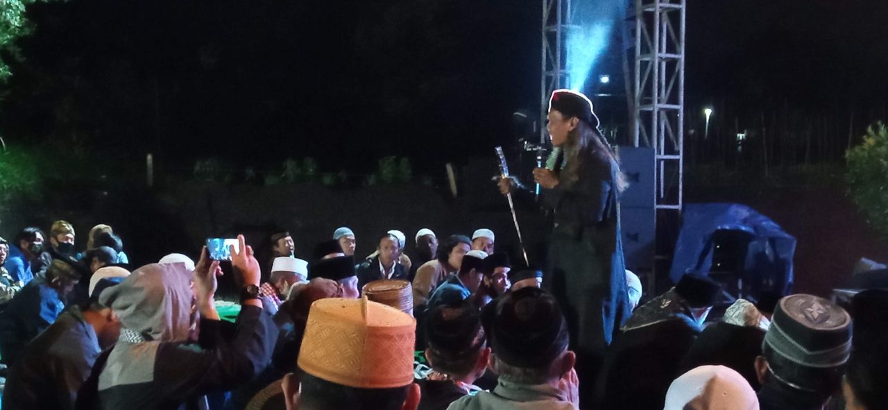 Gus Gendeng saat memberikan tausiyah. (Foto: J Krisna/Javasatu.com)