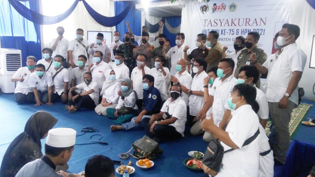 Peringati HPN 2021, PWI Gresik Jadi Insan Pers Pertama di Indonesia yang Divaksin