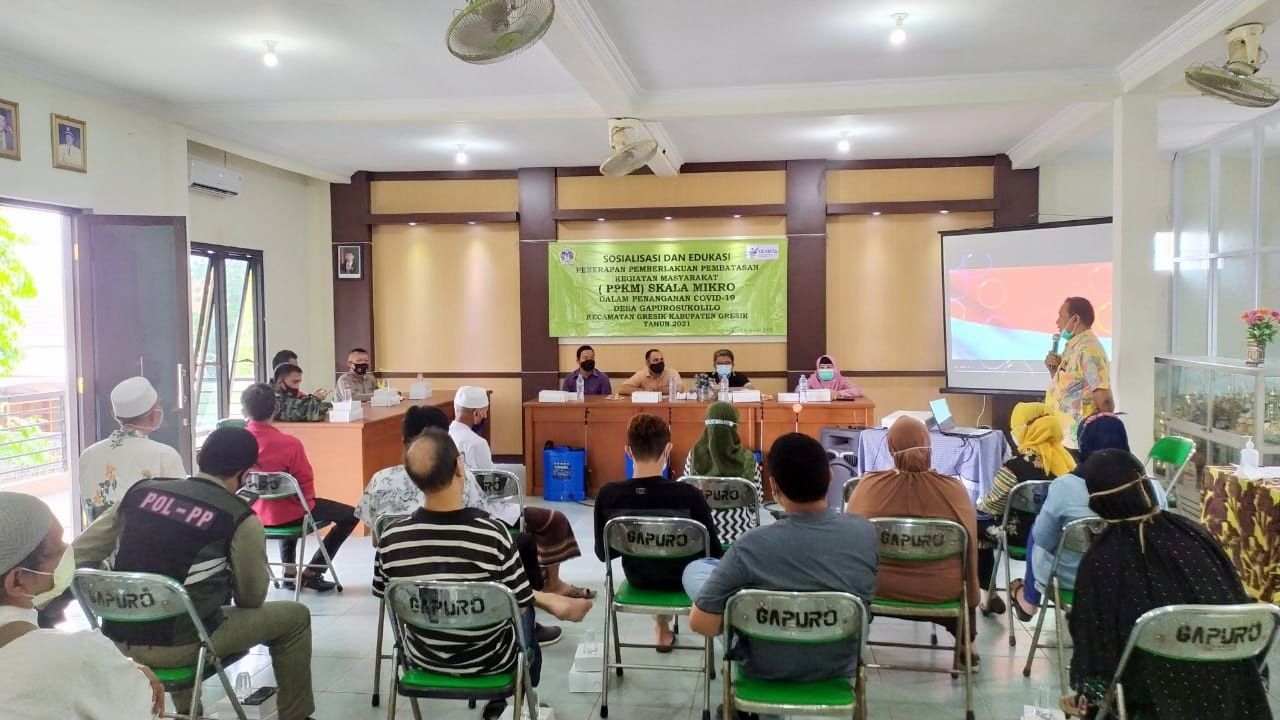 Sosialisasi dan Edukasi PPKM Mikro di Desa Gapuro Sukolilo Gresik