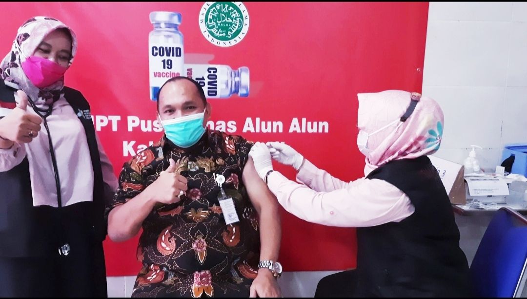 Kini Giliran ASN Disparbud Gresik Diberi Vaksin Covid-19