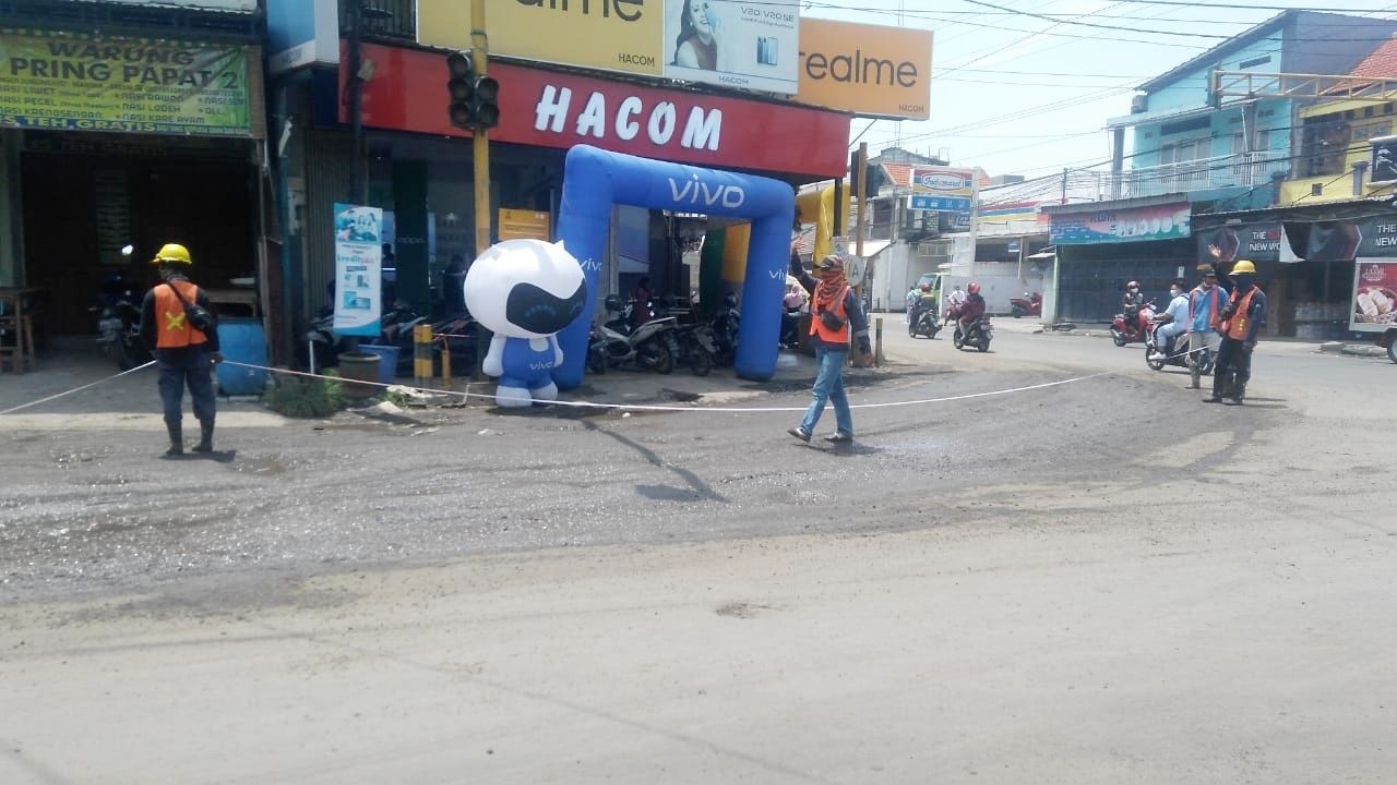 Jalan KH Syafii Gresik Sudah Mulai Diperbaiki