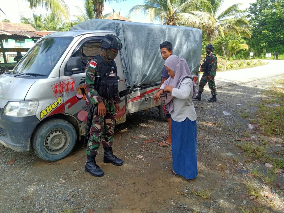 Cegah Peredaran Barang Terlarang di Perbatasan Papua, TNI Gelar Sweeping