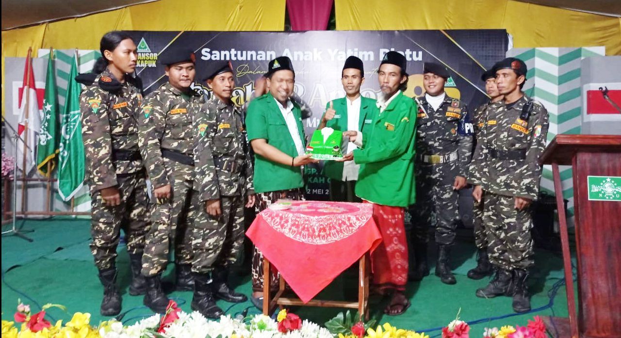 Peringati Harlah ke-87 Ansor, Ranting Sekapuk Gresik Peduli Yatim