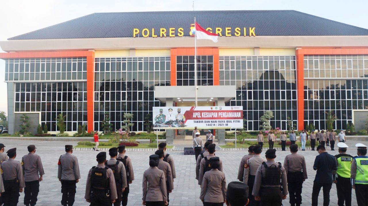 Di Gresik, Nekat Takbir Keliling Bakal Lebaran di Kantor Polisi