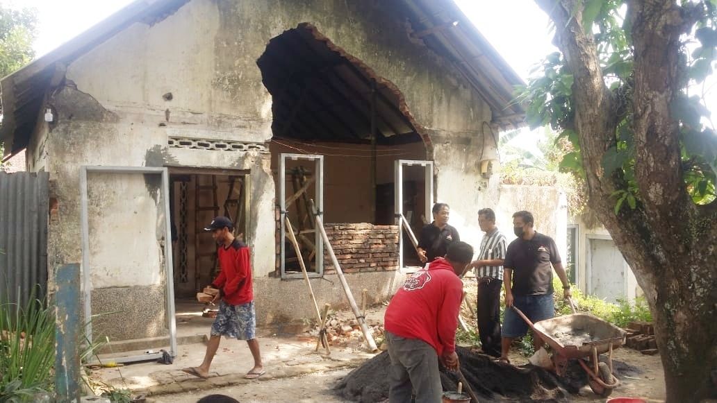 LSM Medimas Perbaiki Rumah Korban Gempa Malang