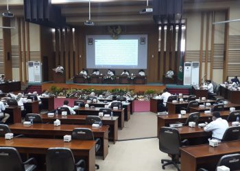 Suasana rapat paripurna di Gedung DPRD Kabupaten Malang. (Foto: istimewa)