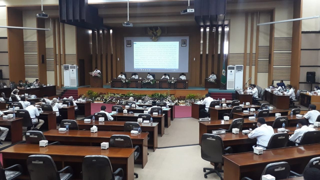 Suasana rapat paripurna di Gedung DPRD Kabupaten Malang. (Foto: istimewa)