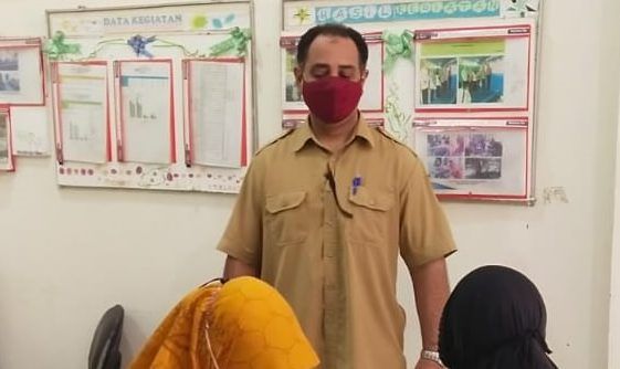 Vaksin AstraZeneca Disuntikkan ke 154 Orang Desa Gapurosukolilo Gresik