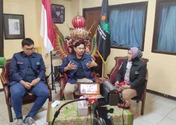 website dewan kesenian jawa timur