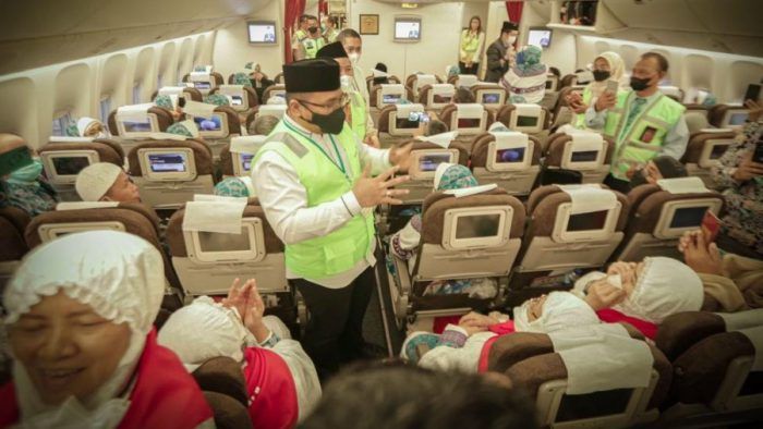 Pesan Menag Yaqut saat Lepas Kloter Pertama Jemaah Haji Indonesia