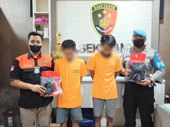 Selipkan Narkoba di Resleting Celana, Dua Budak Narkoba Ditangkap Polsek Manyar