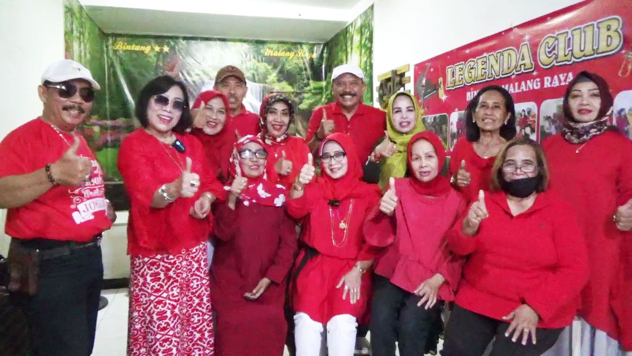 ‘LEGENDA CLUB’, Wadah Komunitas Bernyanyi Jalin Keakraban di Usia Keemasan