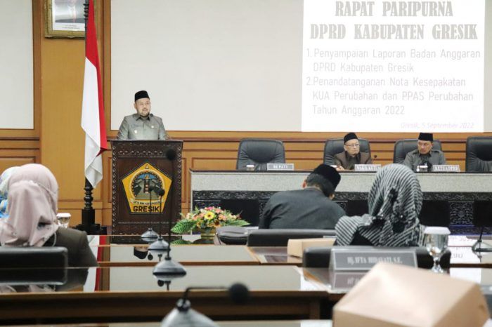 PAD Gresik Naik Rp 233 Miliar, Ini Rencana Bupati Yani