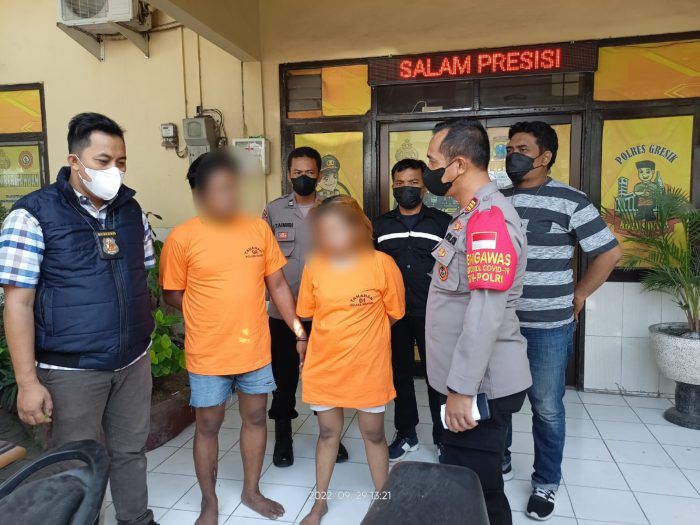 Usai Tenggak Miras, Sejoli Ini Gasak Motor di Musala, Ditangkap Polsek Manyar