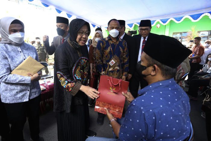 Mensos Tuntaskan Penyerahan Santunan Korban Tragedi Kanjuruhan dari Presiden