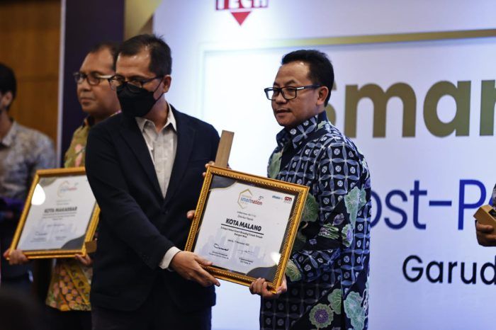 Kota Malang Raih Penghargaan Best Smart Branding di Ajang ISNA 2022
