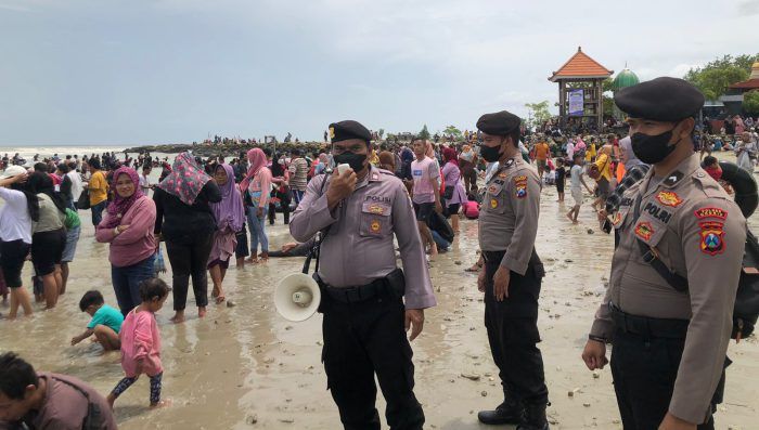 Terjunkan Personel di Objek Wisata, Bukti Polres Gresik Beri Rasa Aman Wisatawan