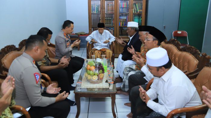 Kapolres Gresik AKBP Adhitya Silaturahmi ke MUI Gresik