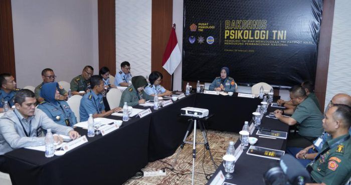 Kepala Pusat Psikologi TNI Membuka Rakornis Psikologi TNI