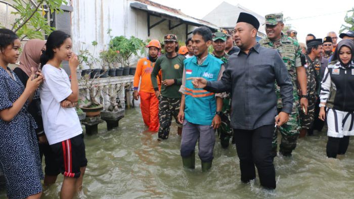 Sidak Banjir, Gus Yani Siapkan Strategi Jinakkan Kali Lamong