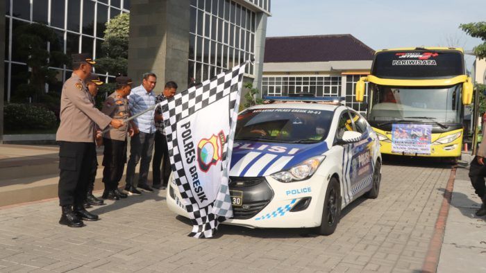 Polres Gresik Berangkatkan 4 Bus Balik Mudik Gratis Tujuan Semarang dan Jakarta