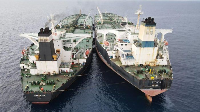 Bakamla RI Gagalkan Transshipment Kapal Super Tanker di ZEE Indonesia-Malaysia