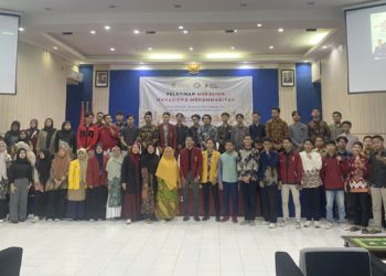 Oplus_0