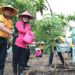 Yayasan Kemala Bhayangkari Hijaukan Gresik dengan Tanam Pohon