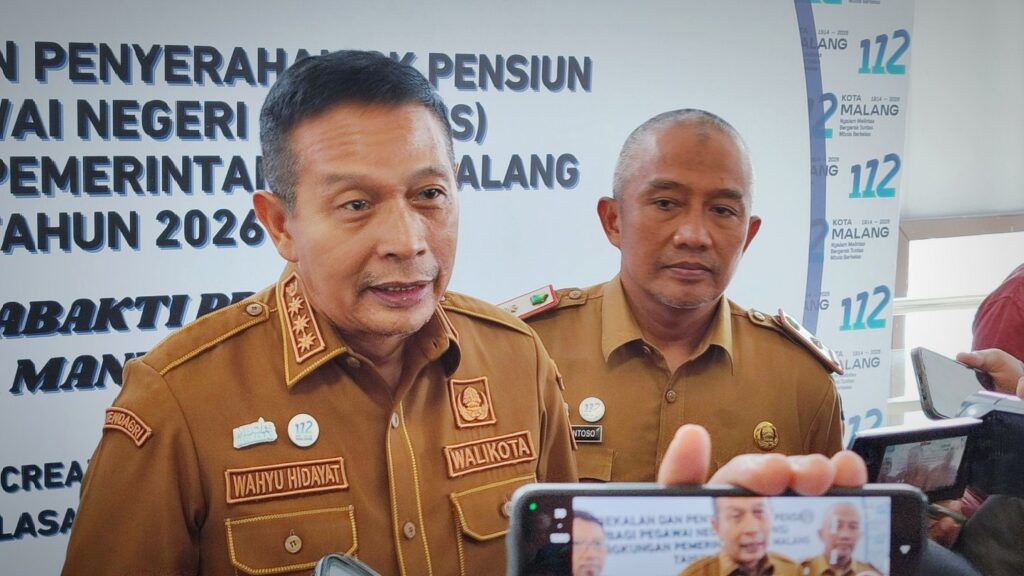 Wali Kota Malang, Wahyu Hidayat saat diwawancarai awak media di MCC Kota Malang, Selasa (19/05/2026)