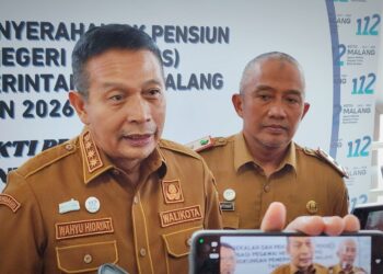 Wali Kota Malang, Wahyu Hidayat saat diwawancarai awak media di MCC Kota Malang, Selasa (19/05/2026)
