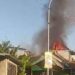 Rumah Dua Lantai di Pendem Batu Terbakar Saat Ditinggal Kerja dan Sekolah