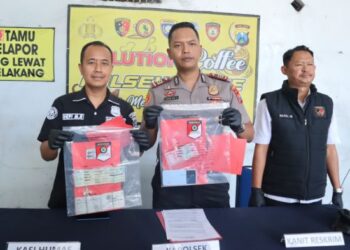 Polisi Ungkap Modus Penipuan Jasa Angkut di Gresik, Korban Rugi Rp12 Juta