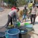 Warga Bantur Kekurangan Air Bersih, Polres Malang Kirim 4.000 Liter