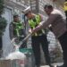 Polres Gresik Salurkan Air Bersih ke 3 Desa Terdampak Kekeringan