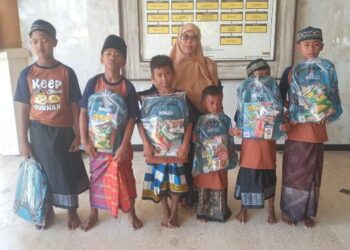 Biaya Khitan Tembus Rp1 Juta, 6 Anak Jalanan Gresik Dapat Gratis