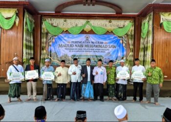 DMI Gresik Salurkan Rp687,5 Juta untuk 275 Imam Masjid