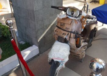 Ganja 10,8 Kg Disembunyikan di Tangki Vespa, Terbongkar di Gresik