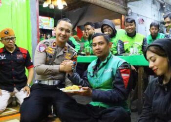 Dari Warung Kopi Merjosari Kota Malang, Polisi dan Ojol Bicara Keselamatan Jalan