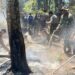 Gunung Buthak Kembali Terbakar, Petugas Padamkan Api Secara Manual