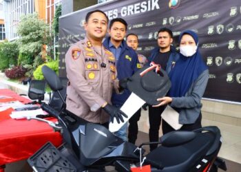 Kapolres Gresik Kembalikan Empat Motor Curian, Korban Bisa Kembali Bekerja