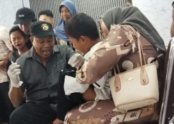 Sunatan Massal di Polres Majalengka Diikuti 40 Anak, Tangisan Bikin Haru
