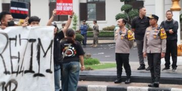 “Rutam Nuwus”, Kapolresta Malang Kota Apresiasi Pendemo yang Tertib